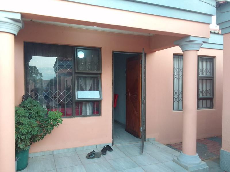 3 Bedroom Property for Sale in Roodekop Gauteng