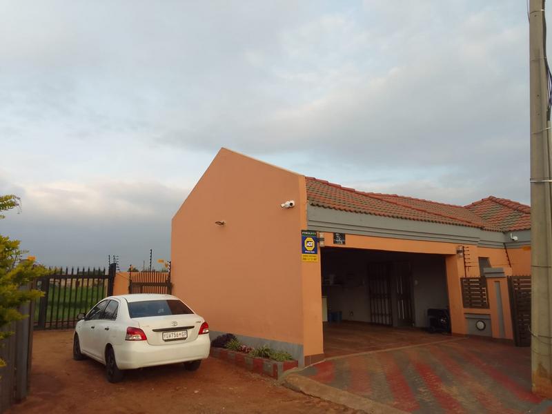 3 Bedroom Property for Sale in Roodekop Gauteng