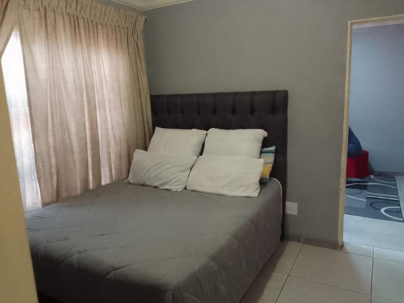 3 Bedroom Property for Sale in Roodekop Gauteng