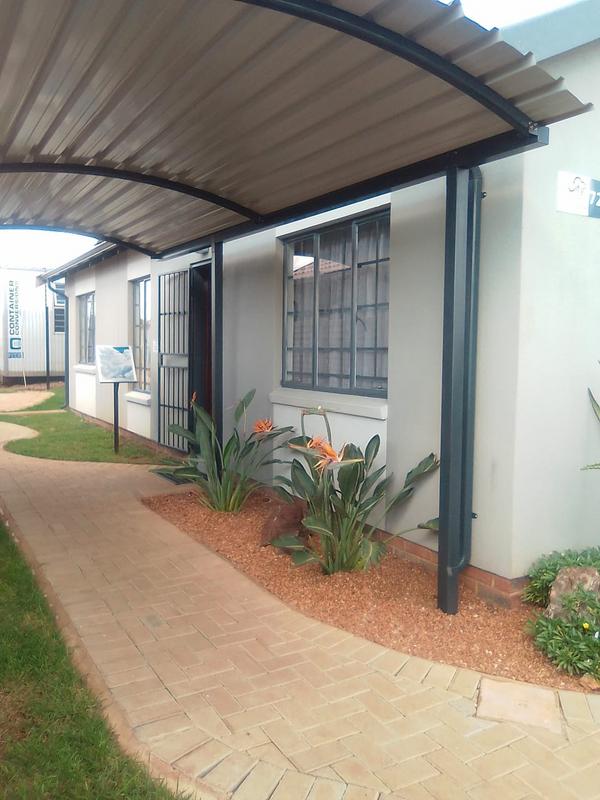 3 Bedroom Property for Sale in Protea North Gauteng