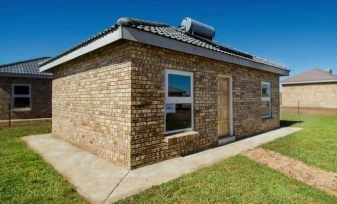 2 Bedroom Property for Sale in Olievenhoutbosch Gauteng