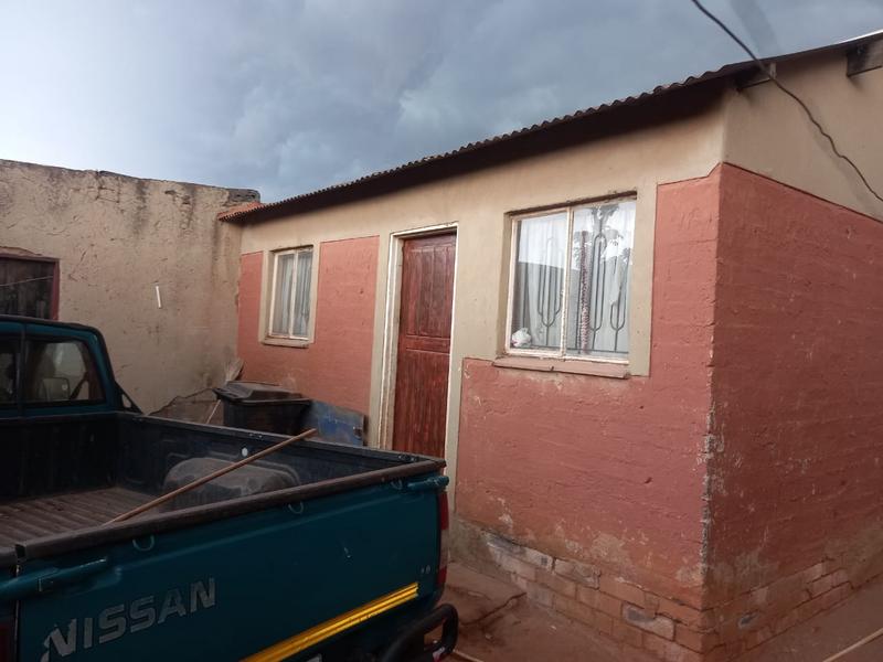 8 Bedroom Property for Sale in Tembisa Gauteng