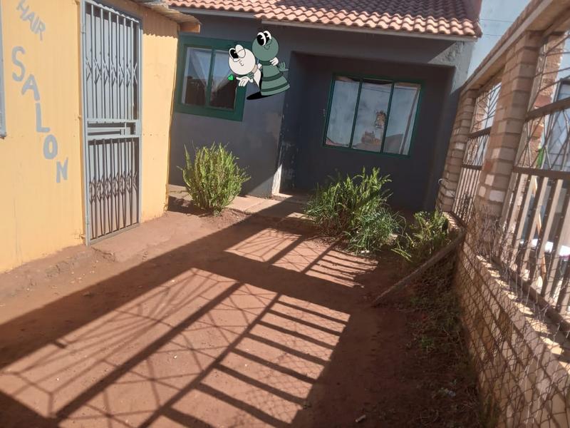 2 Bedroom Property for Sale in Lufhereng Gauteng