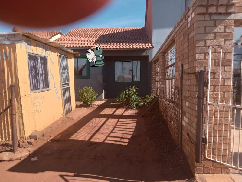 2 Bedroom Property for Sale in Lufhereng Gauteng