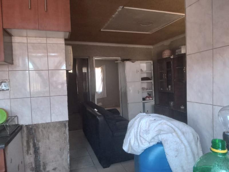 2 Bedroom Property for Sale in Lufhereng Gauteng