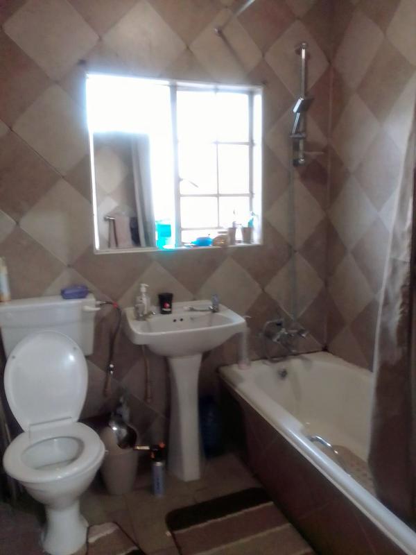 To Let 2 Bedroom Property for Rent in Beyers Park Gauteng