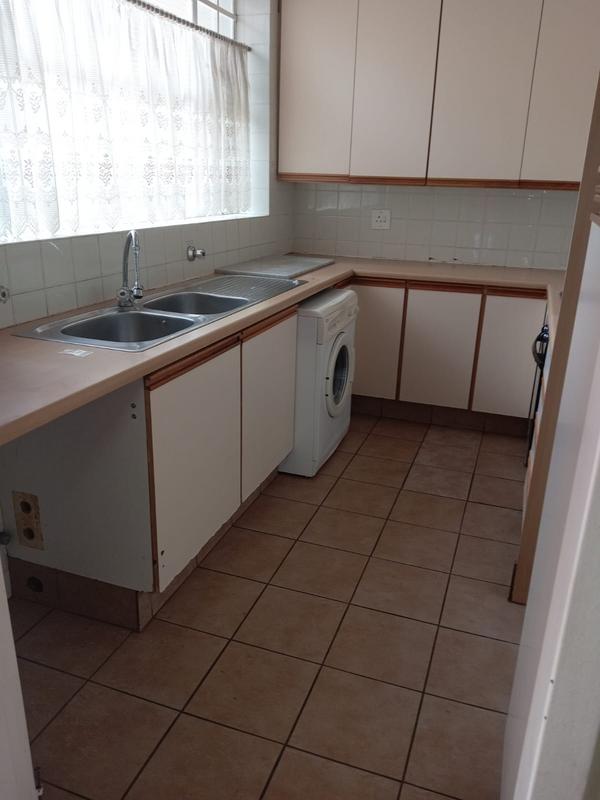 2 Bedroom Property for Sale in Cyrildene Gauteng