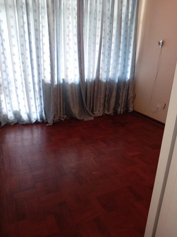 2 Bedroom Property for Sale in Cyrildene Gauteng