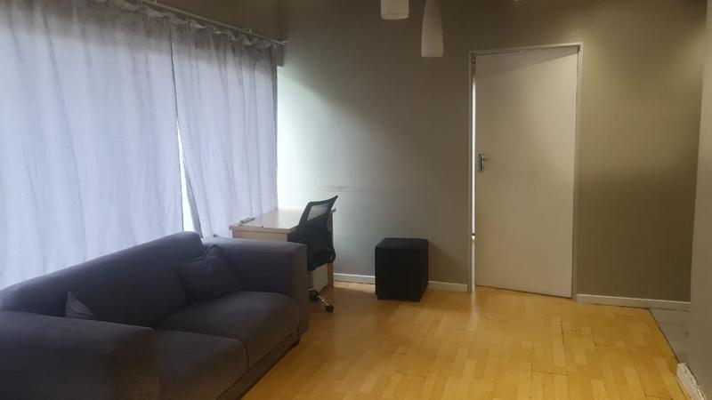 To Let 3 Bedroom Property for Rent in Braamfontein Gauteng