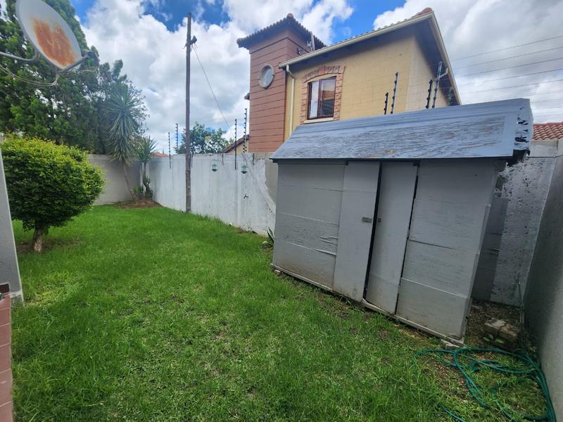 To Let 2 Bedroom Property for Rent in Sunninghill Gauteng