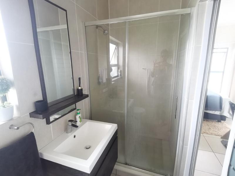 1 Bedroom Property for Sale in Modderfontein Gauteng