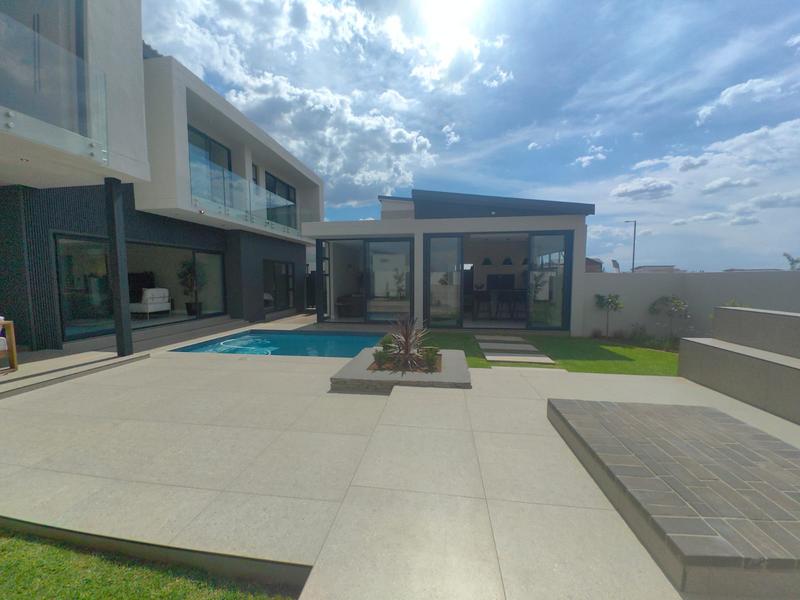 5 Bedroom Property for Sale in Midstream Heights Gauteng