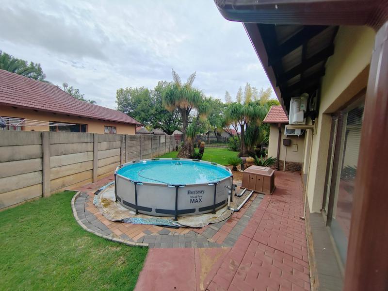 4 Bedroom Property for Sale in Booysens Gauteng