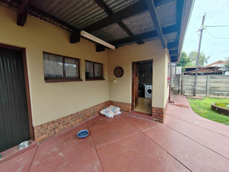 4 Bedroom Property for Sale in Booysens Gauteng