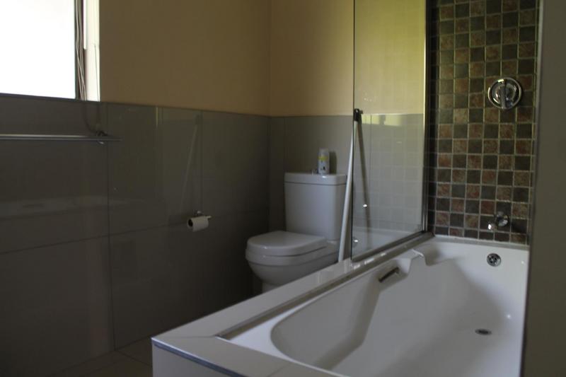 To Let 2 Bedroom Property for Rent in Oriel Gauteng