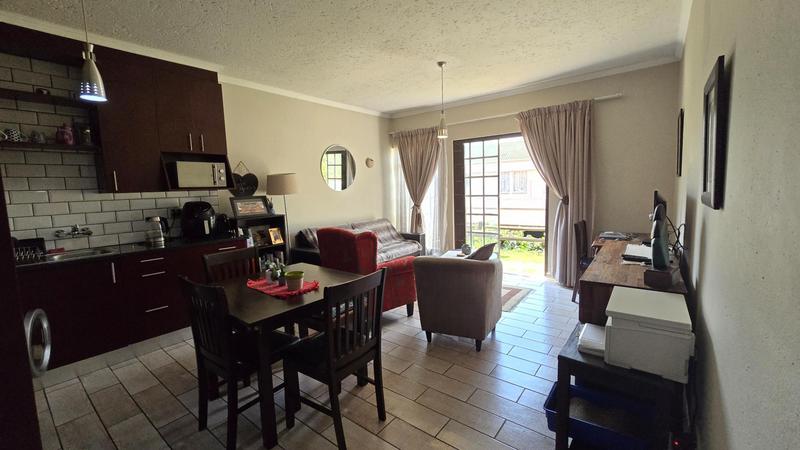 1 Bedroom Property for Sale in Bedfordview Gauteng