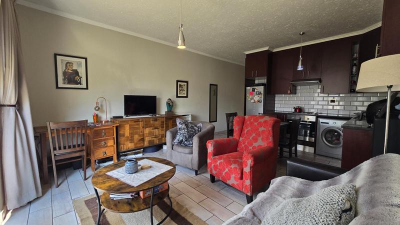 1 Bedroom Property for Sale in Bedfordview Gauteng