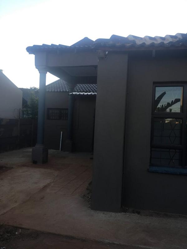 To Let 3 Bedroom Property for Rent in Birch Acres Gauteng