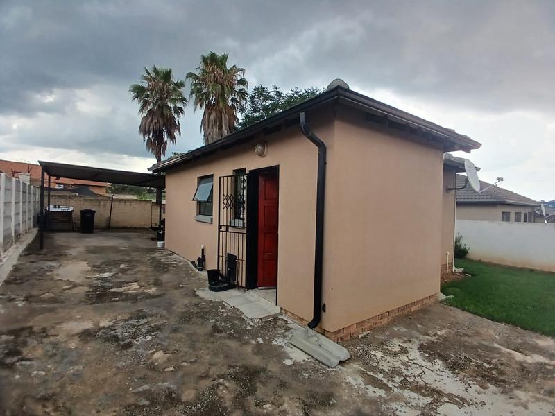 To Let 2 Bedroom Property for Rent in Terenure Gauteng