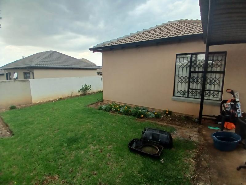 To Let 2 Bedroom Property for Rent in Terenure Gauteng