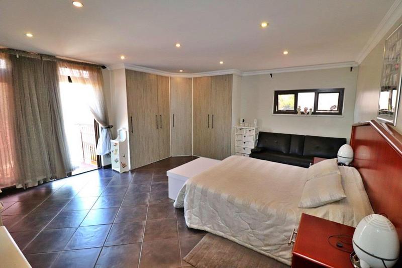 4 Bedroom Property for Sale in Dawnview Gauteng