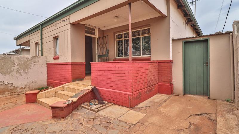 4 Bedroom Property for Sale in Bezuidenhout Valley Gauteng