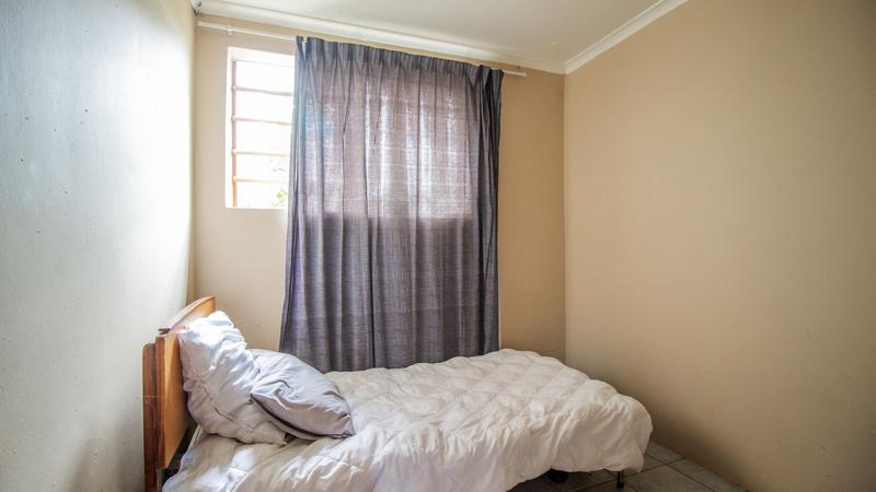 4 Bedroom Property for Sale in Bezuidenhout Valley Gauteng