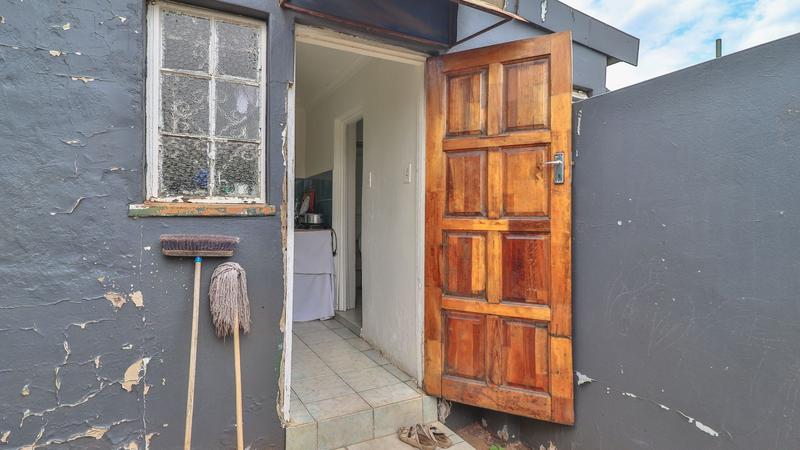 4 Bedroom Property for Sale in Bezuidenhout Valley Gauteng