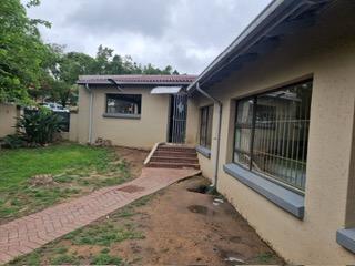 4 Bedroom Property for Sale in Edenvale Central Gauteng