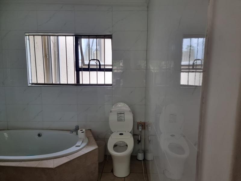 4 Bedroom Property for Sale in Edenvale Central Gauteng