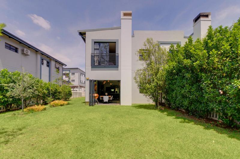 To Let 3 Bedroom Property for Rent in Bryanston Gauteng