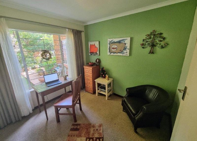 3 Bedroom Property for Sale in Clubview Gauteng