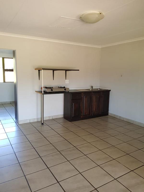 To Let 1 Bedroom Property for Rent in Zandfontein AH Gauteng