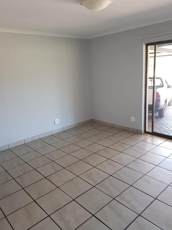 To Let 1 Bedroom Property for Rent in Zandfontein AH Gauteng