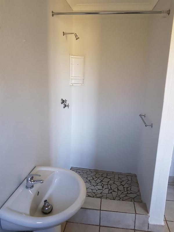 To Let 1 Bedroom Property for Rent in Zandfontein AH Gauteng