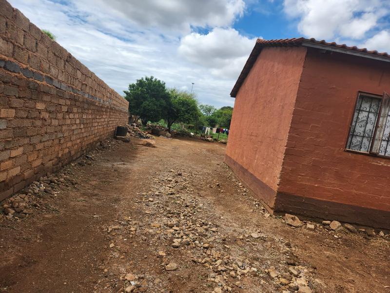 2 Bedroom Property for Sale in Soshanguve East Gauteng