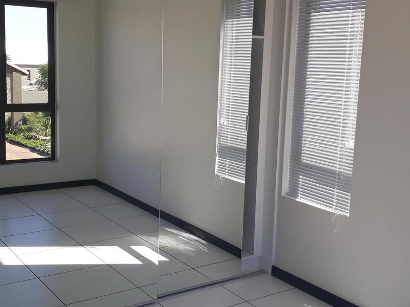 To Let 2 Bedroom Property for Rent in Fourways Gauteng