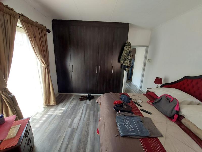 2 Bedroom Property for Sale in Vanderbijlpark SE Gauteng