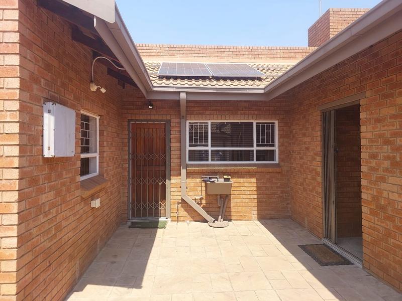 2 Bedroom Property for Sale in Vanderbijlpark SE Gauteng