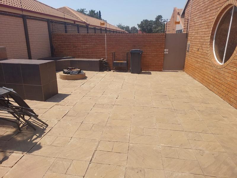 2 Bedroom Property for Sale in Vanderbijlpark SE Gauteng