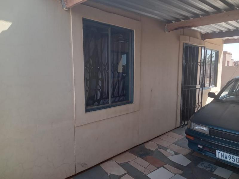 2 Bedroom Property for Sale in Palm Ridge Gauteng