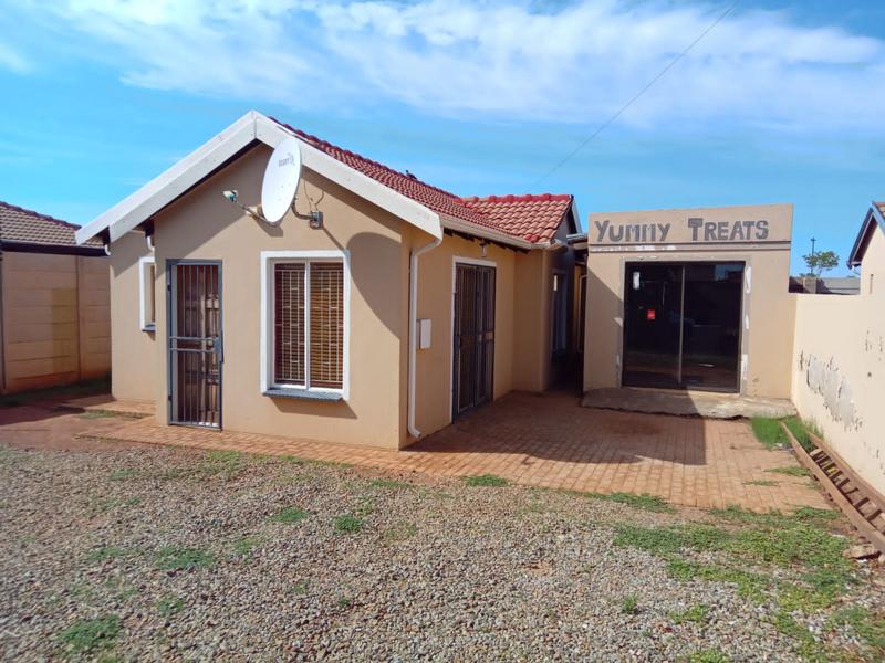 3 Bedroom Property for Sale in Protea Glen Gauteng