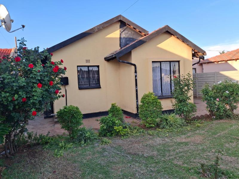 3 Bedroom Property for Sale in Protea Glen Gauteng