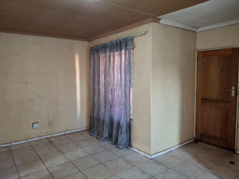 3 Bedroom Property for Sale in Protea Glen Gauteng