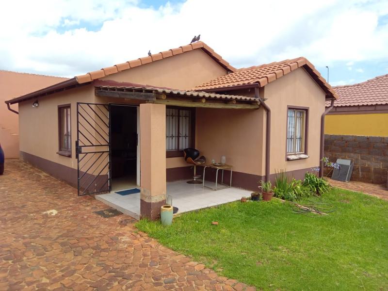 3 Bedroom Property for Sale in Protea Glen Gauteng