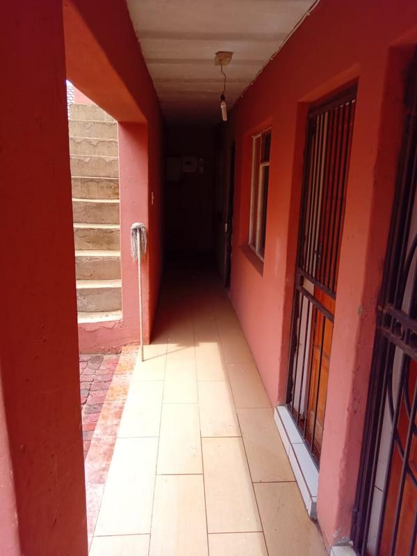 3 Bedroom Property for Sale in Protea Glen Gauteng