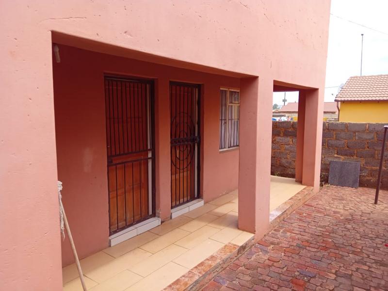 3 Bedroom Property for Sale in Protea Glen Gauteng