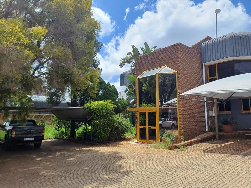 To Let commercial Property for Rent in Hennops Park Industrial Gauteng