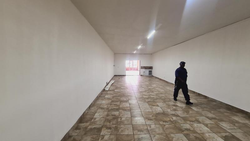 To Let commercial Property for Rent in Lynnwood Ridge Gauteng