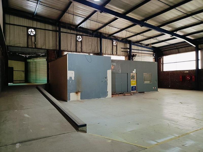 To Let commercial Property for Rent in Randjespark Gauteng